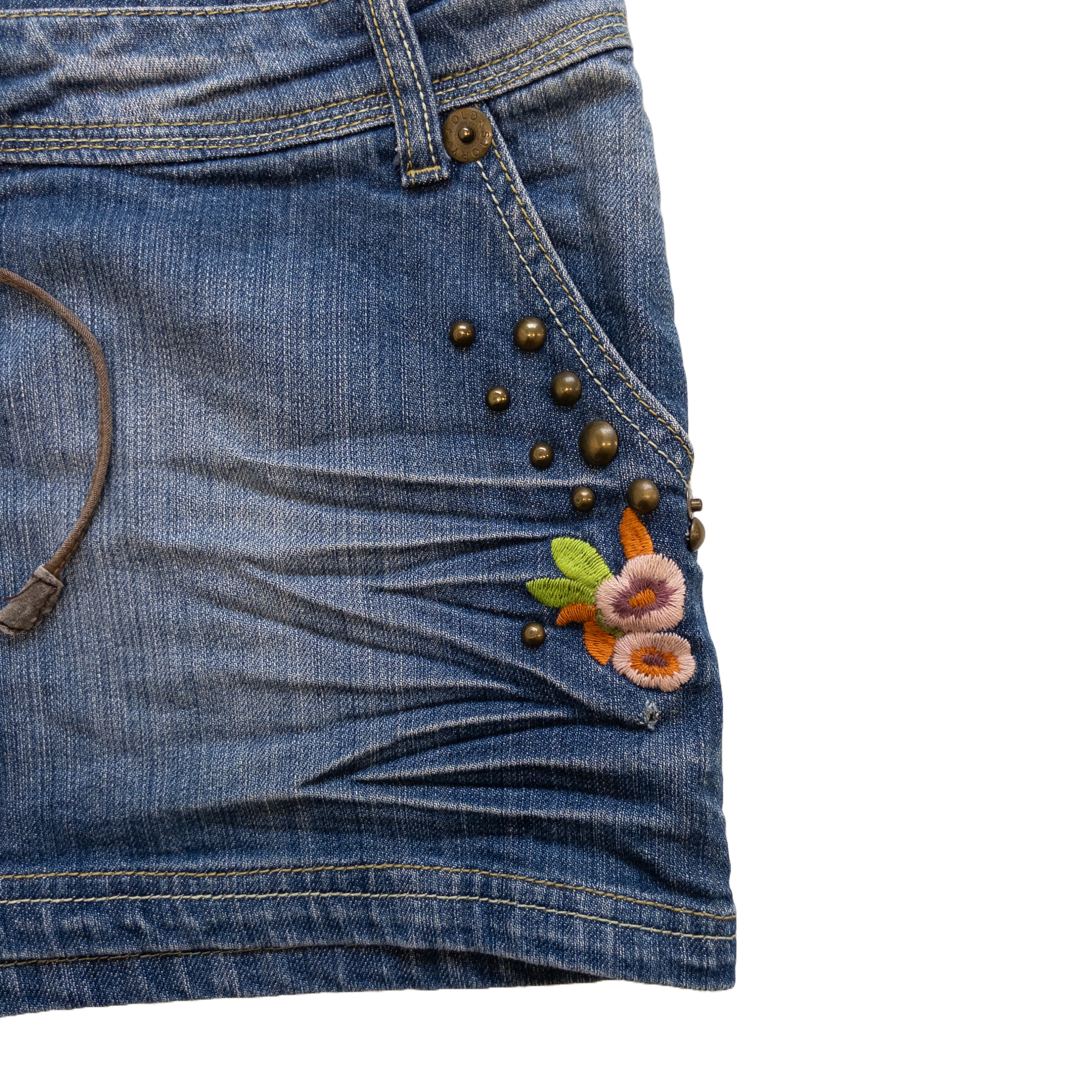 Old Story Embroidered Mini Skirt | Mid Wash