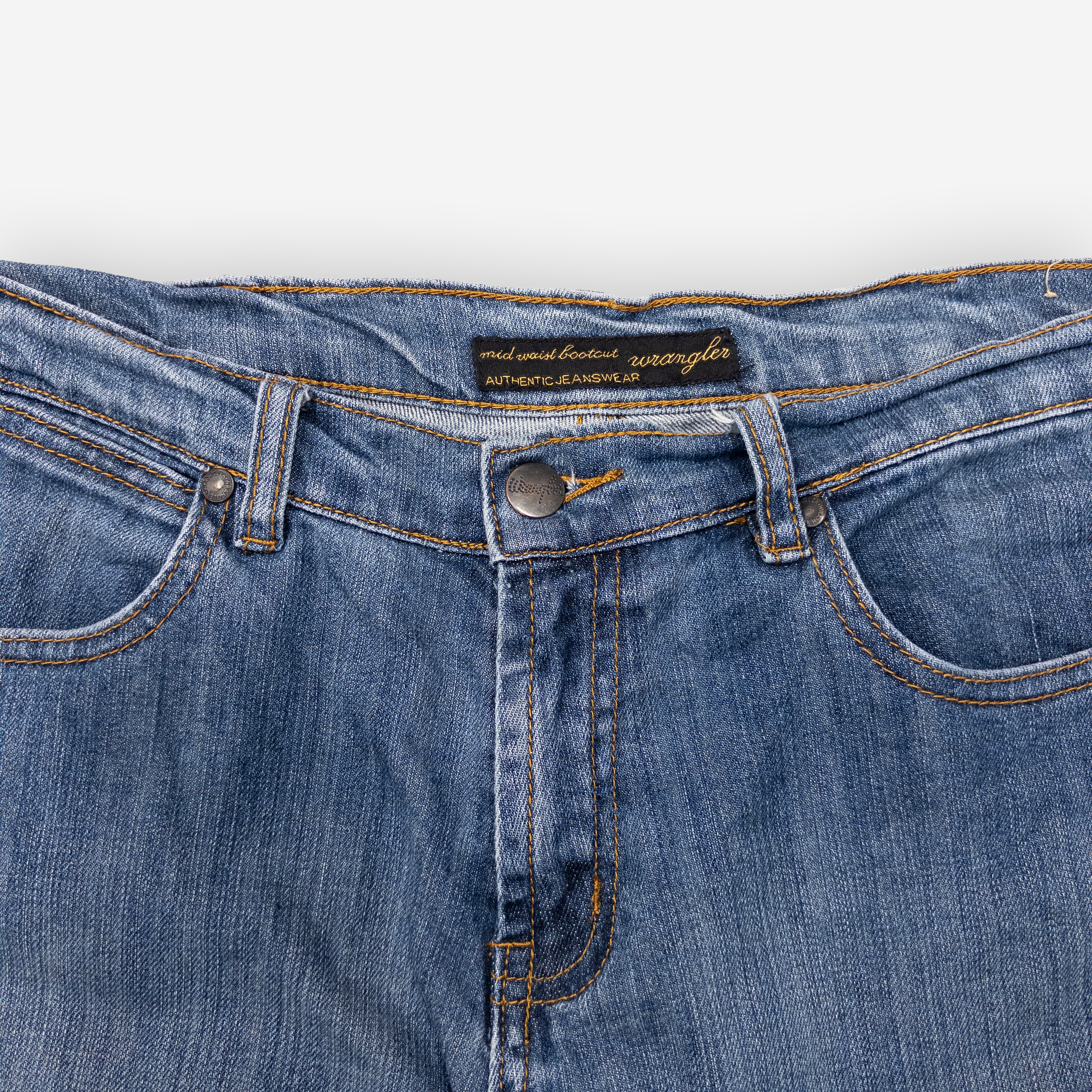 Wrangler Flared Jeans | Mid Wash