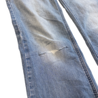 Arizona Low Rise Flared Jeans | 28 | Light Washed