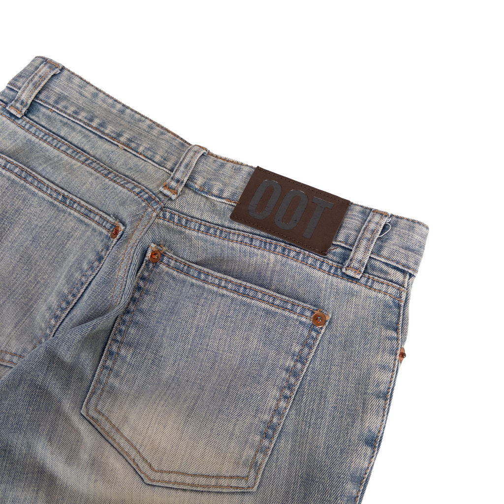 OOT Low Rise Flared Jeans | M | Light Wash