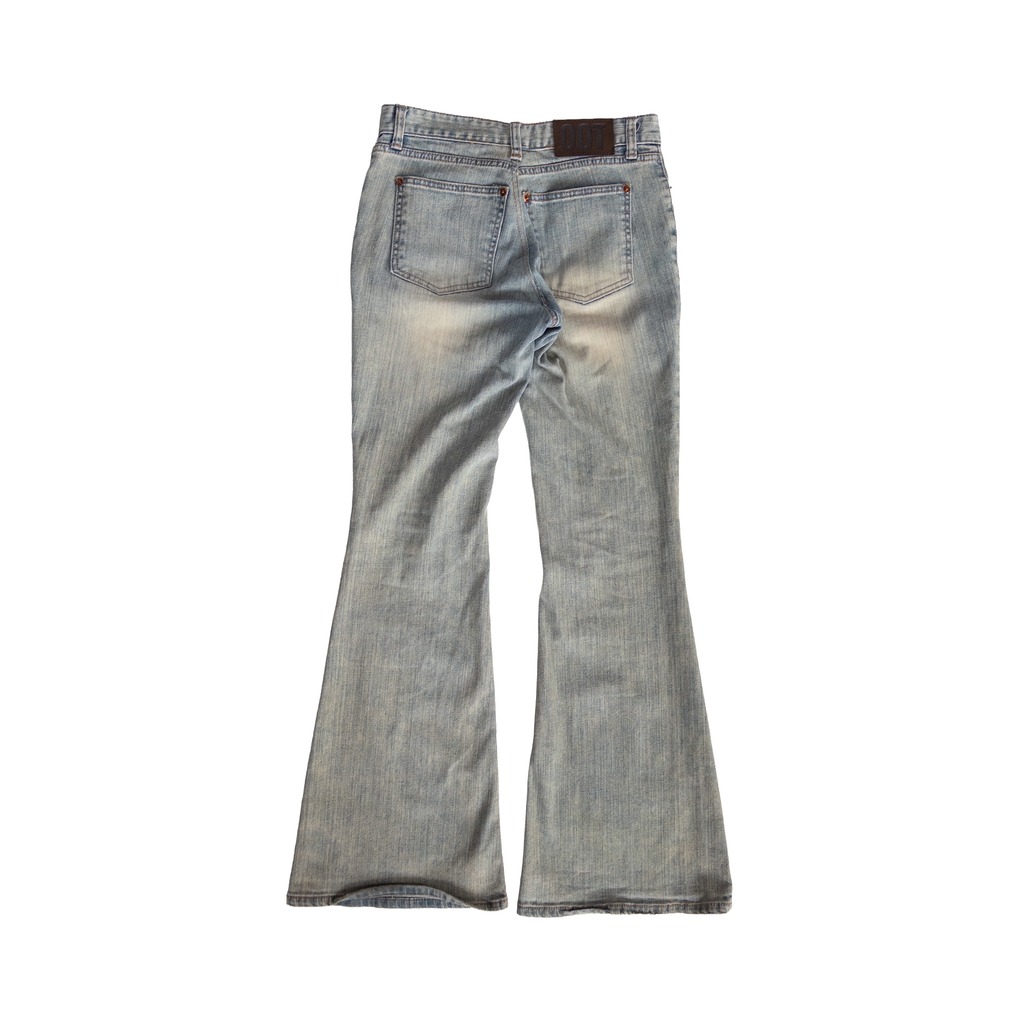 OOT Low Rise Flared Jeans | M | Light Wash