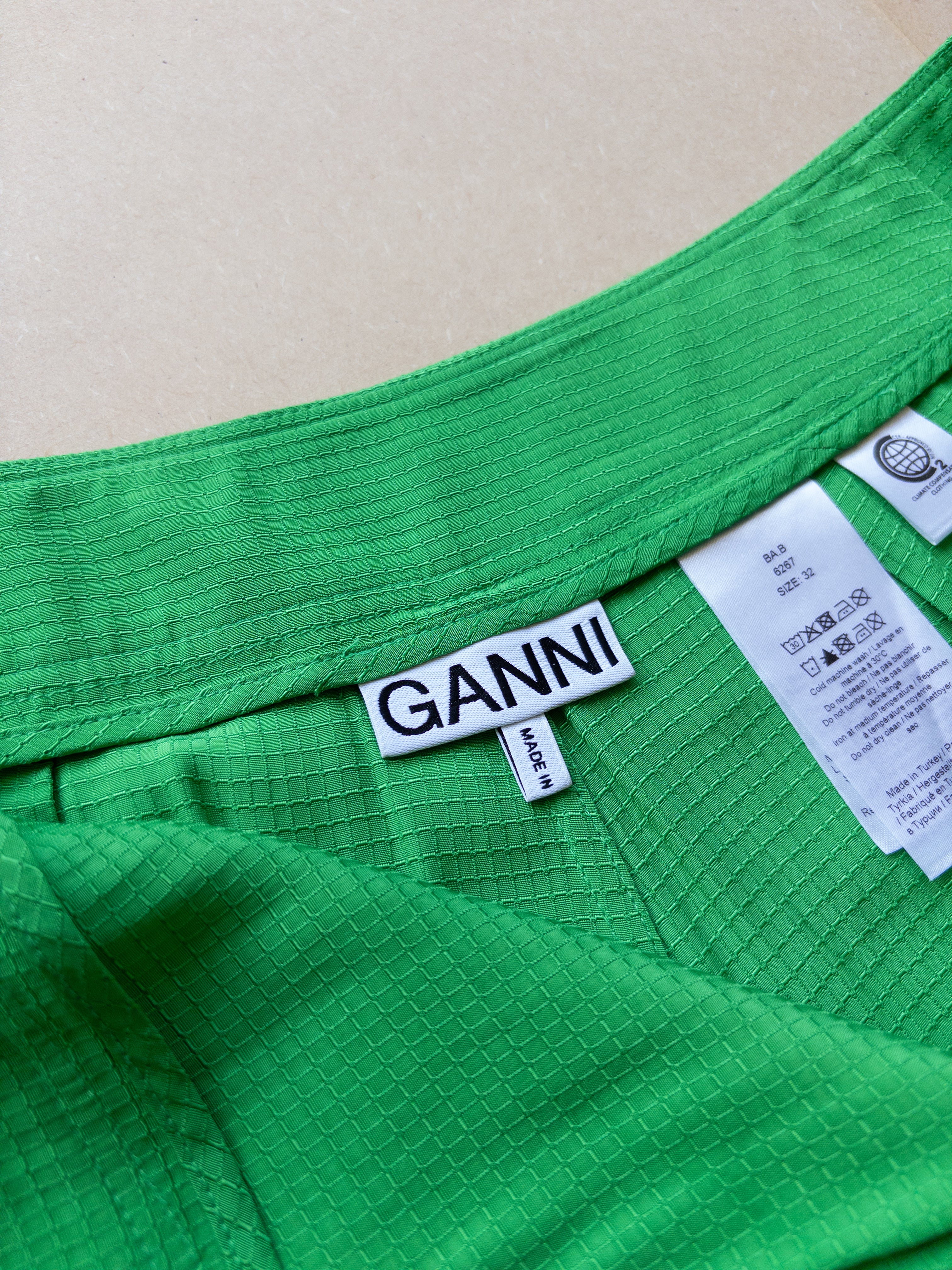 Ganni Asymmetrical Skirt | M | Green