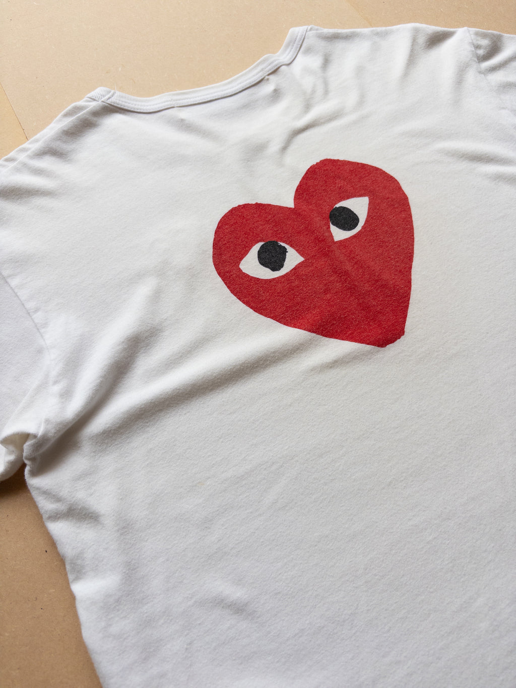 COMME des GARÇONS PLAY Heart T-shirt | White