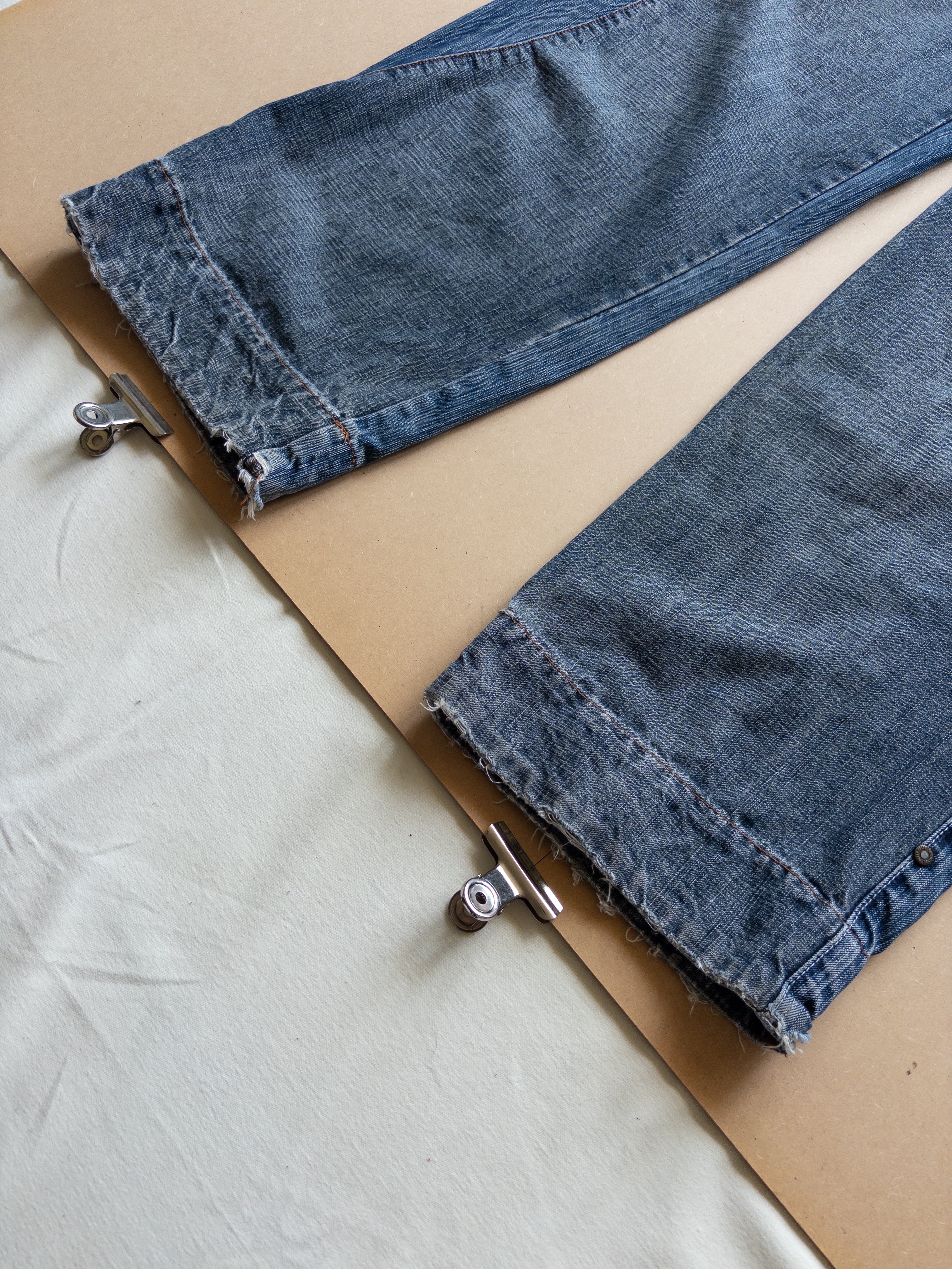 Pelle Pelle Wide Fit Jeans | 36 | Mid Washed